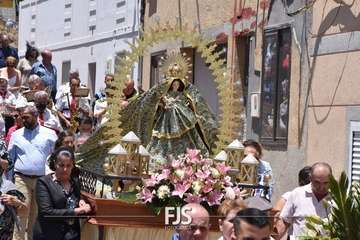 La Breña pone fin a sus fiestas con misa, procesión y verbena/Francisco Javier Santana.